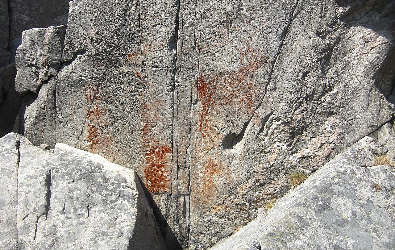 Tumlehed Rock Painting.